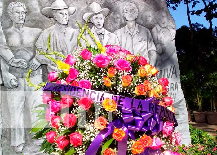Ofrenda floral para José Martí desde Managua, Nicaragua