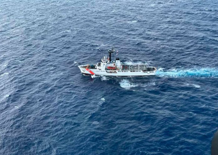 Naufragio en la costa de Florida deja 39 desaparecidos