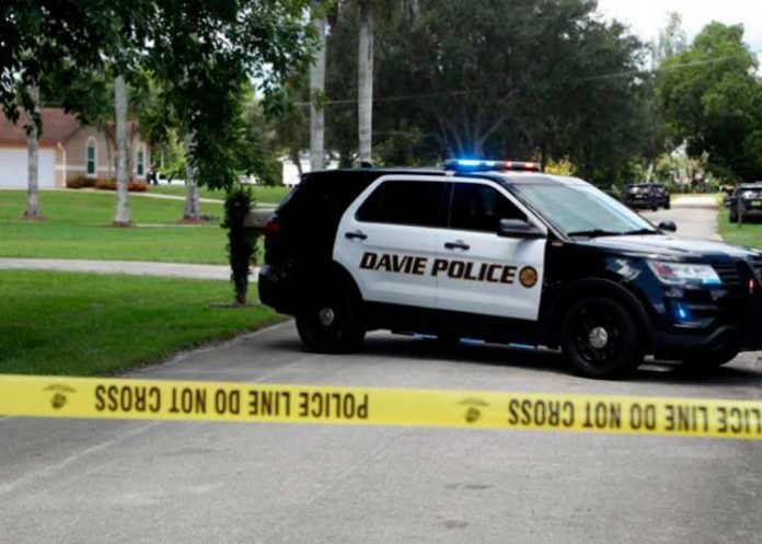 Mujer mató a sus dos hijos y luego se quita la vida en Florida