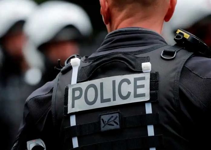 Macabro: Hombre se presenta en comisaría con una cabeza y un pene en Francia