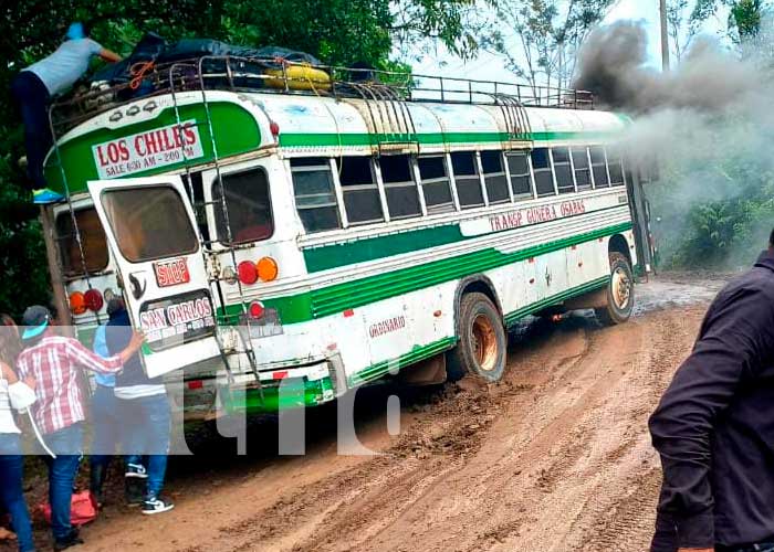 Incendio de bus en una comunidad de Río San Juan