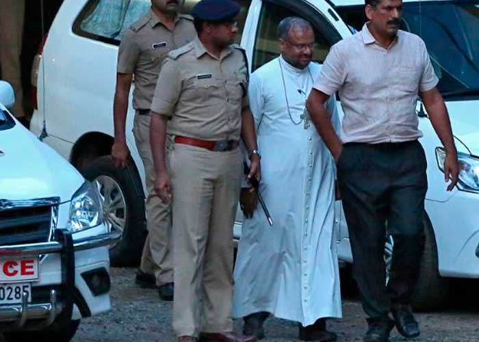 Obispo viola a una monja y lo dejan en completa libertad en la India