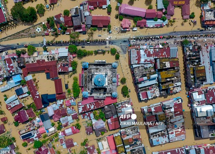 24.000 evacuados y dos muertos en inundaciones en Indonesia