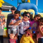 Diversión de la niñez en el Puerto Salvador Allende, en Managua
