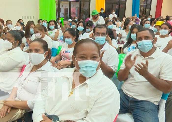 En Managua capacitan a trabajadores de la salud en medicina natural