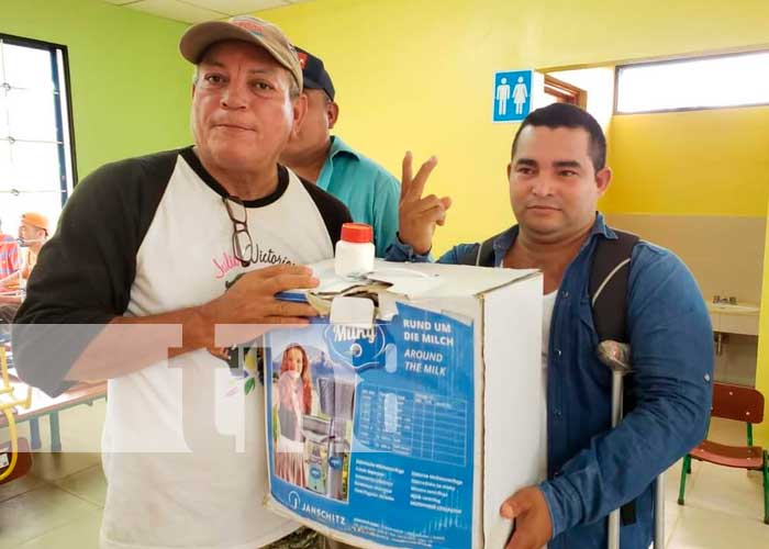 Productores lácteos reciben herramientas tecnológicas en Puerto Cabezas