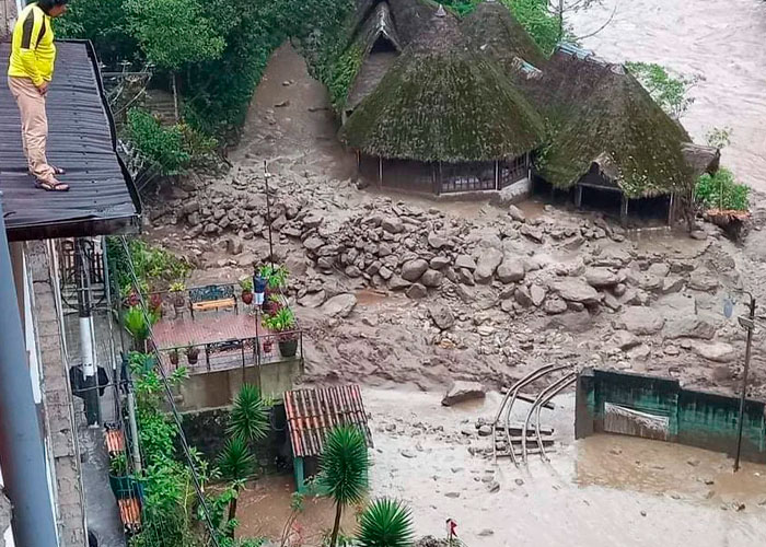 Inundaciones en Perú dejan 5 desaparecidos y decenas de casa inundadas