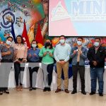 Reconocimiento a docentes de teleclases en Nicaragua