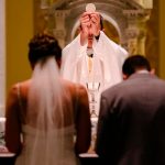 Viral confesión de sacerdote en una boda: 'Me quitaste a mi novia'