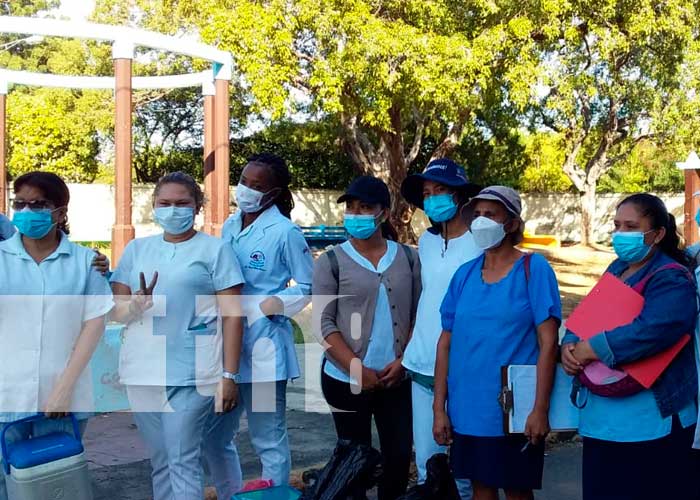 Jornada de vacunación en el barrio Santo Domingo, Managua