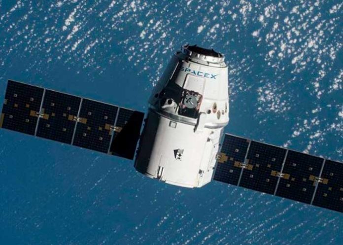 Fuerte tormenta geomagnética destruye satélites de SpaceX.