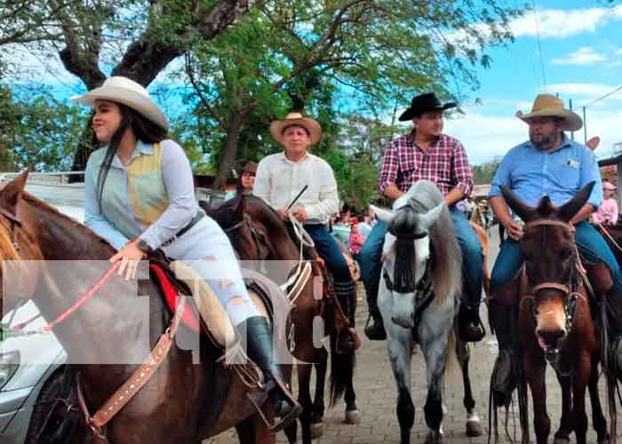 Realizan cabalgata en honor a Sandino en Tipitapa