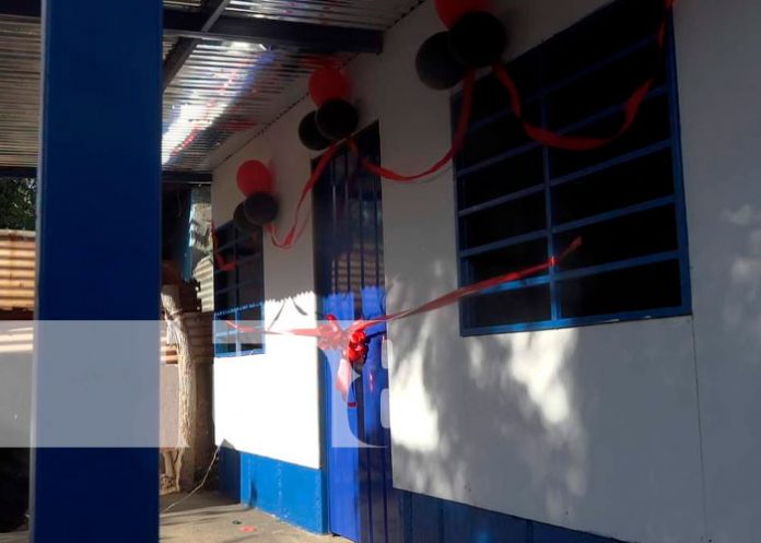 Familia recibe del Gobierno de Nicaragua una casa digna en León