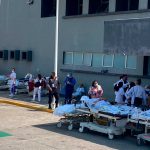 Pacientes de hospital en México son desalojados por incendio