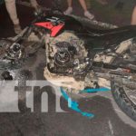 Motociclista pierde la vida al estrellarse contra un camión en Matagalpa