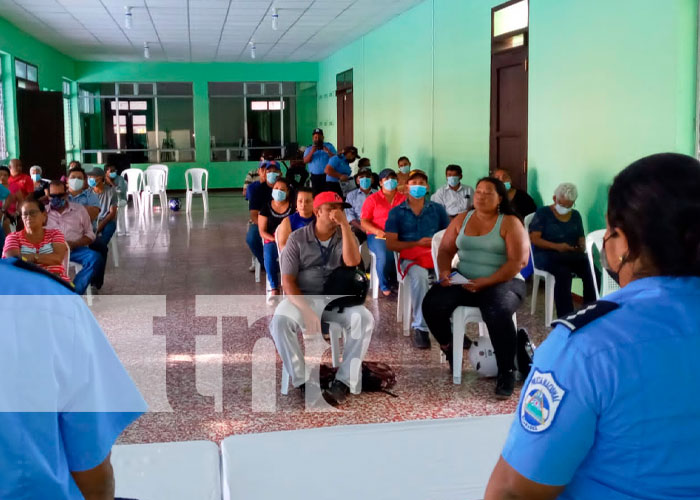 Policía de Rivas realiza asamblea para seguridad de las familias