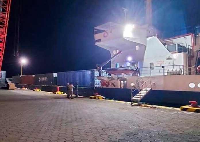 Nicaragua envía nuevo embarque con 36 contenedores de alimentos solidarios a Cuba.