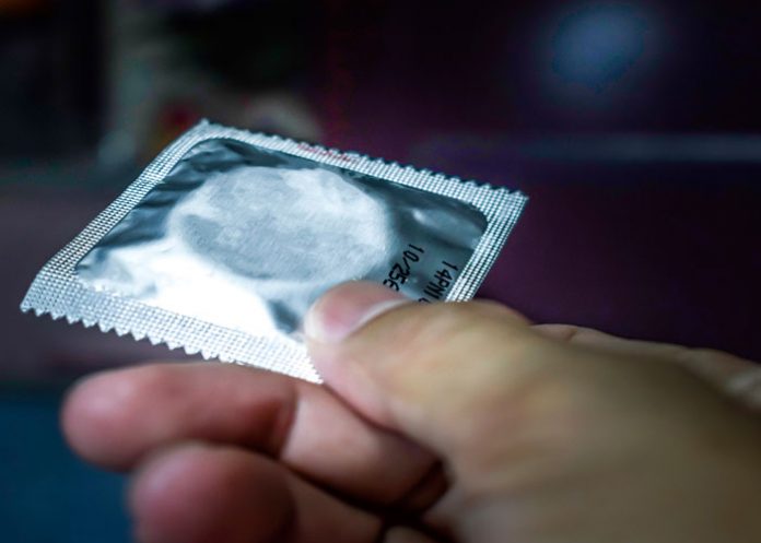 Fundación de Argentina proponen acciones para prevenir contagios sexuales la disponibilidad de condones gratuitos y la adopción de los mismos por parte de las personasfaciliten la disponibilidad de condones gratuitos y la adopción de los mismos por parte de las personas