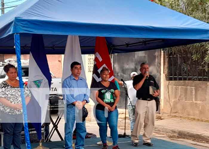 Familia del Barrio La Primavera, Managua cuentan con vivienda digna