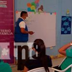 Ministerio de la Familia imparte taller "Crianza con Ternura" en Juigalpa
