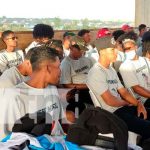 Entregan uniformes al equipo Pescadores del Caribe Norte