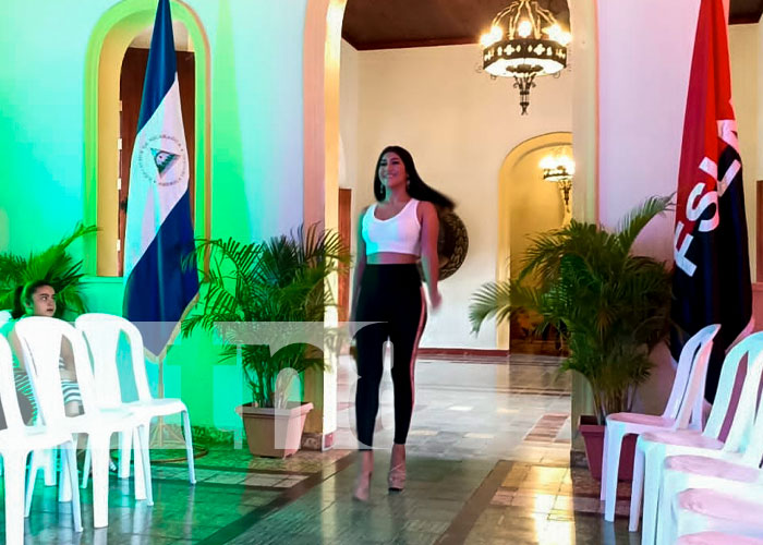 Adolescentes de Granada participan en pre-casting de cara al Miss Teen 2022
