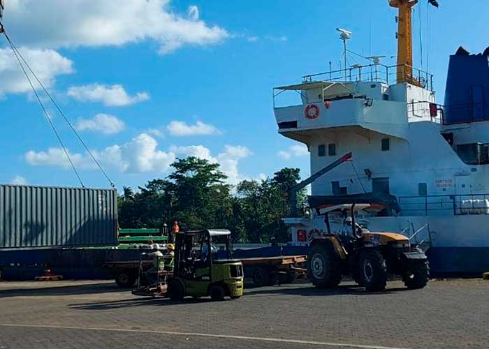 Nicaragua envía nuevo embarque con 36 contenedores de alimentos solidarios a Cuba.