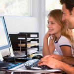 Padres de familia se sienten seguros que sus hijos usen Internet