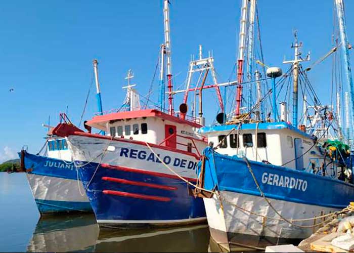 Estados Unidos prohíbe la entrada a los barcos pesqueros mexicanos