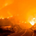 Alarmante incendio forestal en California ¡está arrasando con todo!