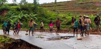 Seis muertos y miles de desplazados por ciclón Batsirai en Madagascar