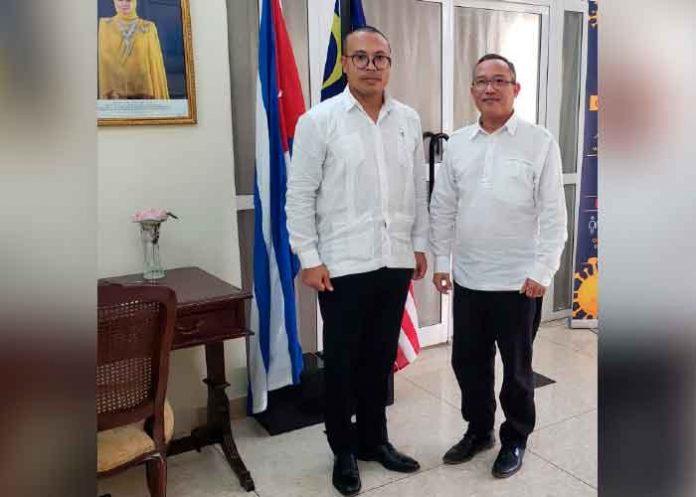 Embajador de Nicaragua en Cuba visita la embajada de Malasia