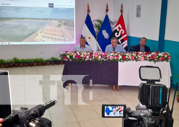 Autoridades de ENACAL, ANA y Nuevo FISE en Nicaragua
