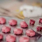 EE.UU autoriza el uso de emergencia de un nuevo fármaco contra la ómicron