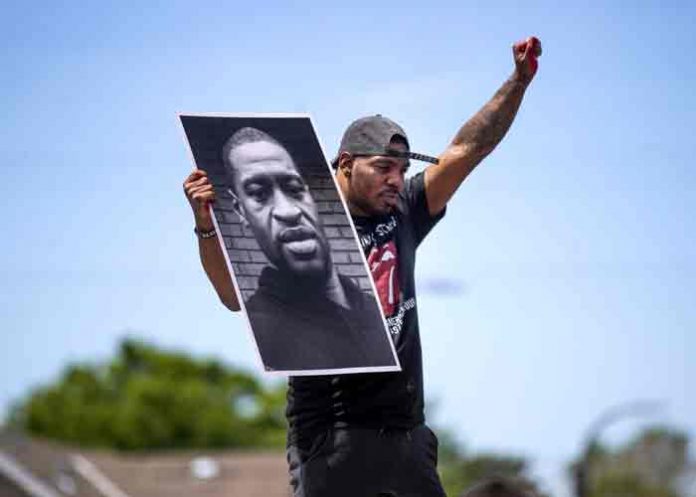 EE.UU: Juzgado definirá sobre policías presente en la muerte de Floyd