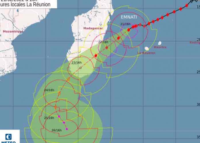 El ciclón Emnati golpea costa sureste de Madagascar