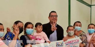 Entrega de desembolso por parte del MEFCCA para protagonistas en Managua
