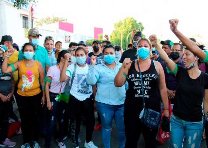 Migrantes inician huelga en México
