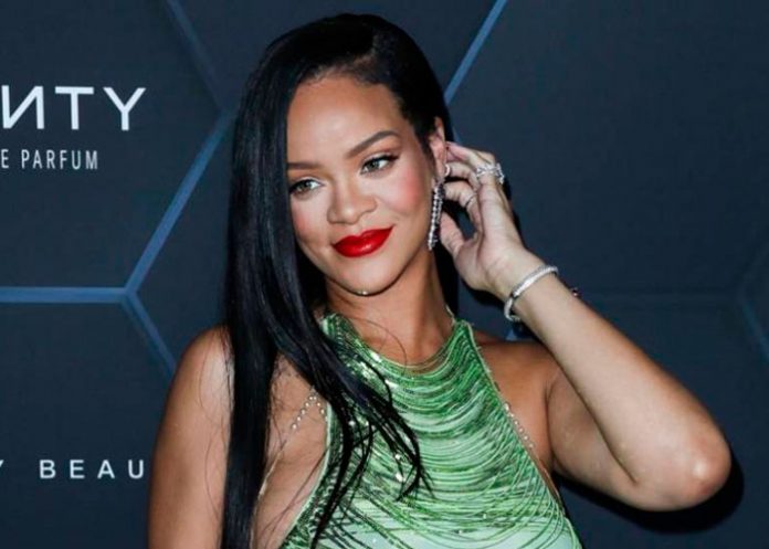 ¡Siguen las sorpresas! Rihanna anuncia nuevo disco