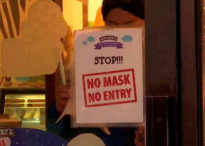 Nueva York elimina uso de mascarillas en espacios cerrados