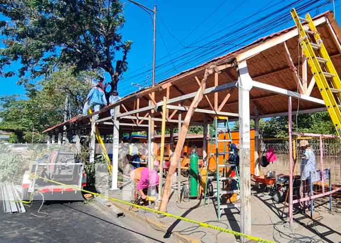 Remodelación en paradas de buses en Managua