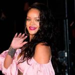 Rihanna presume por primera vez su embarazo en redes