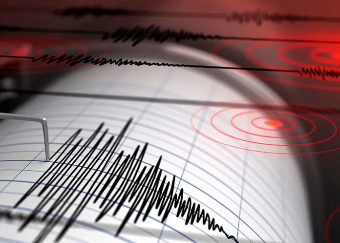 Fuerte sismo de magnitud 6.7 sacude El Salvador