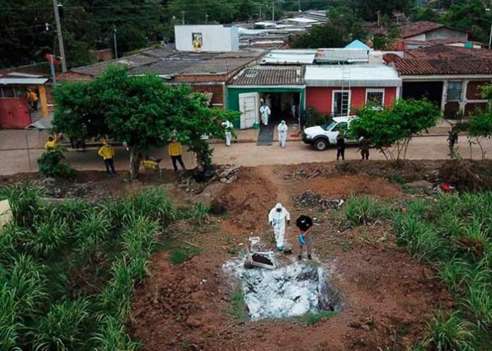 Hallan fosas clandestinas con más de 23 cuerpos en El Salvador