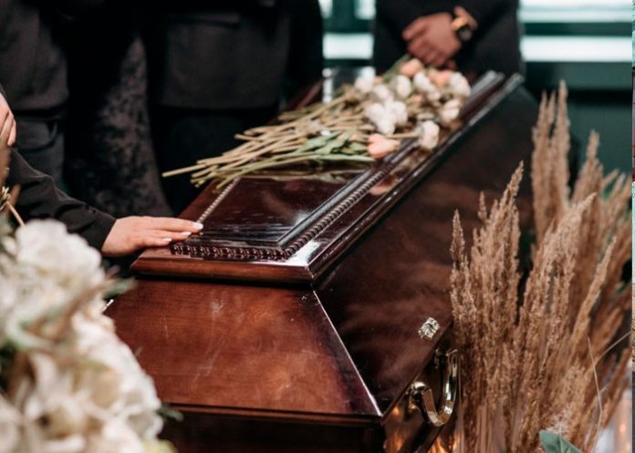 Sin dinero para el funeral, pasó 30 horas con el cuerpo de su mujer
