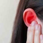 Tinnitus, el nuevo síntoma en pacientes con ómicron que te puede dejar sordo