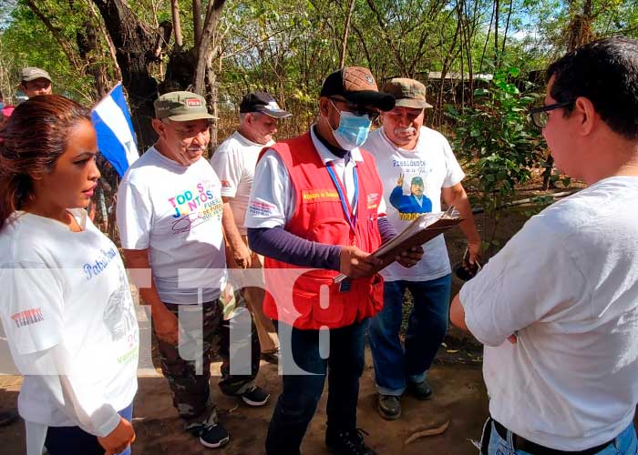 Entrega de títulos de propiedad en Mateare, Nicaragua