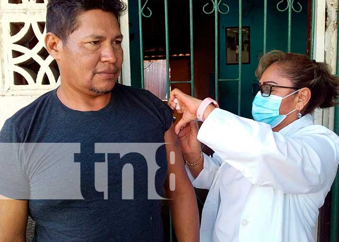 Jornada de vacunación en el barrio Cuba, Managua