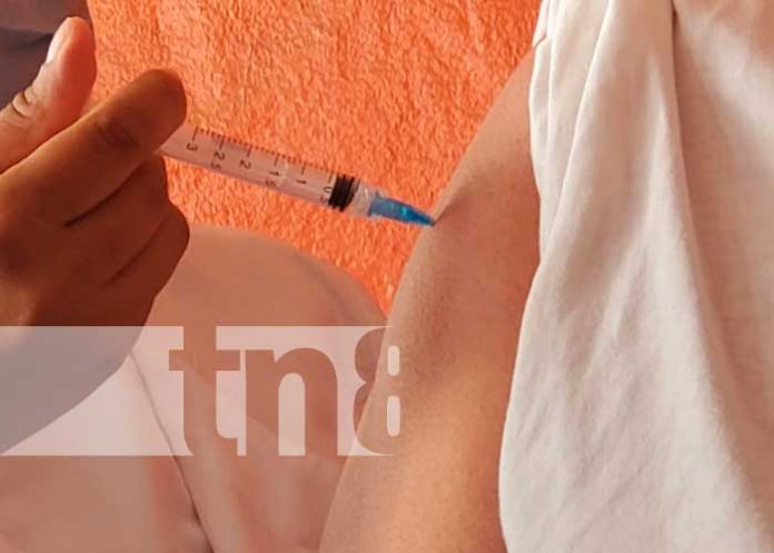 MINSA inició el nuevo esquema 2022 de vacunación contra el COVID en Nicaragua