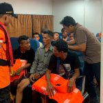 Náufragos de un barco que se hundió en Indonesia son rescatados con vida